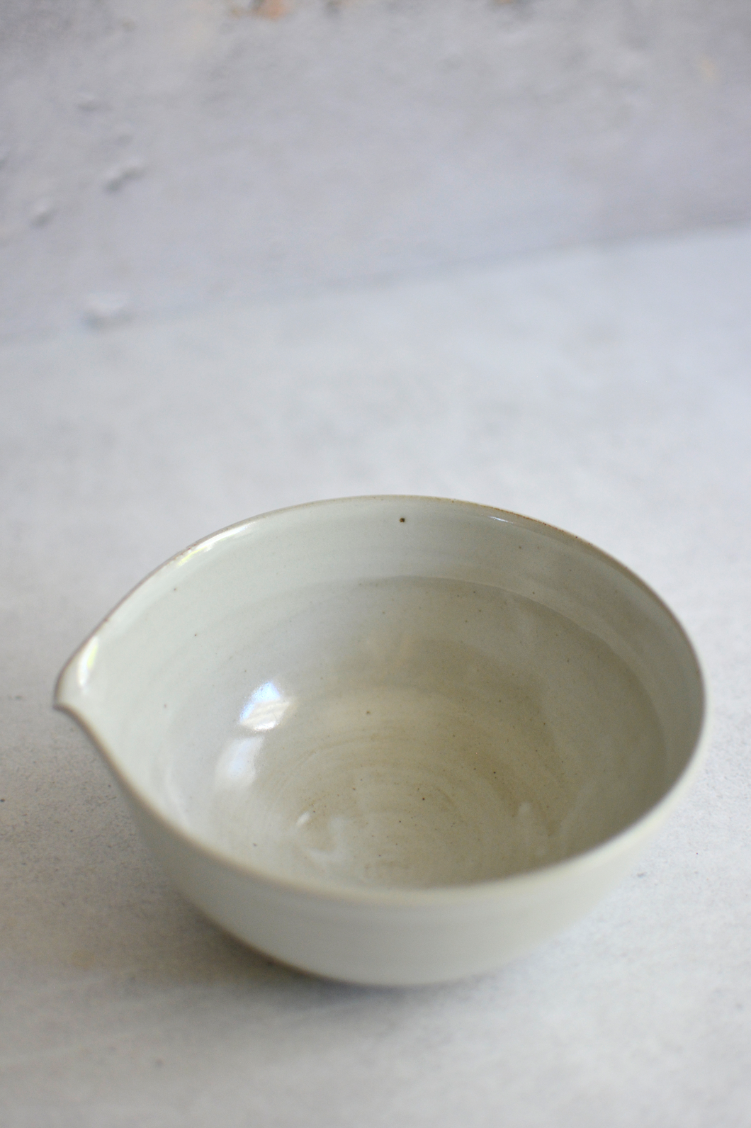 Spouted Matcha Bowl (Katakuchi)