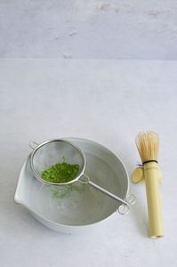 Spouted Matcha Bowl (Katakuchi)