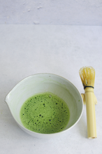 Spouted Matcha Bowl (Katakuchi)